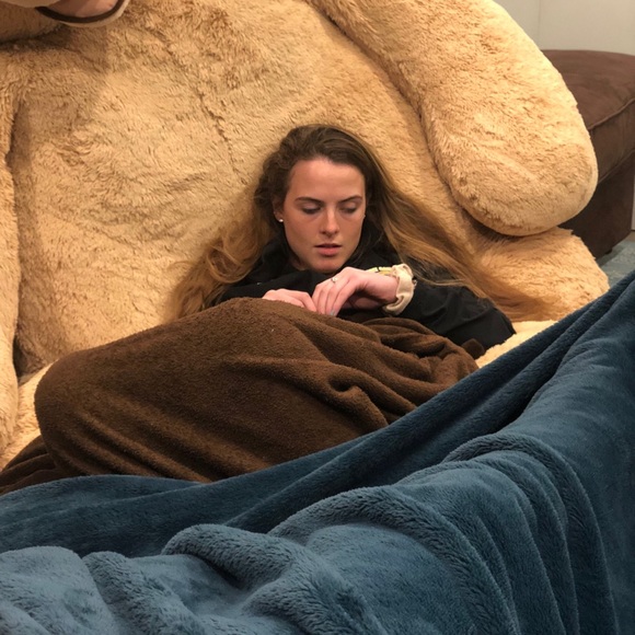 Meet your Posher, Eleanor - Picture 1 of 1